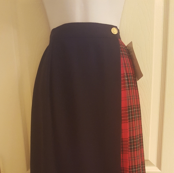 Vintage Eagle's Eye Tartan Wool Wrap Skirt - Picture 5 of 10
